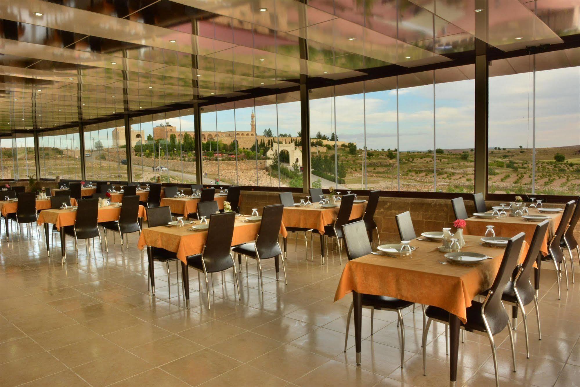 Turabdin Hotel Midyat Eksteriør billede
